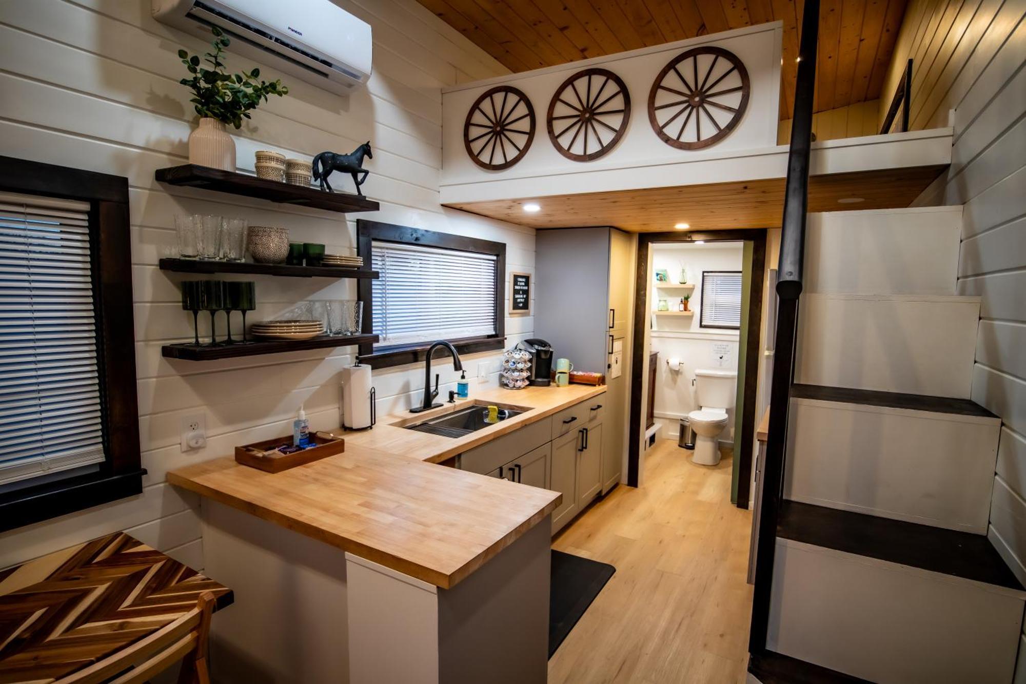 Unique Tiny Home Minutes From Downtown Ellensburg Eksteriør bilde